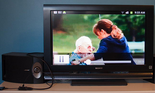 DSC_7420 Samsung Galaxy S2 with Micro USB to HDMI MHL adapter TV out